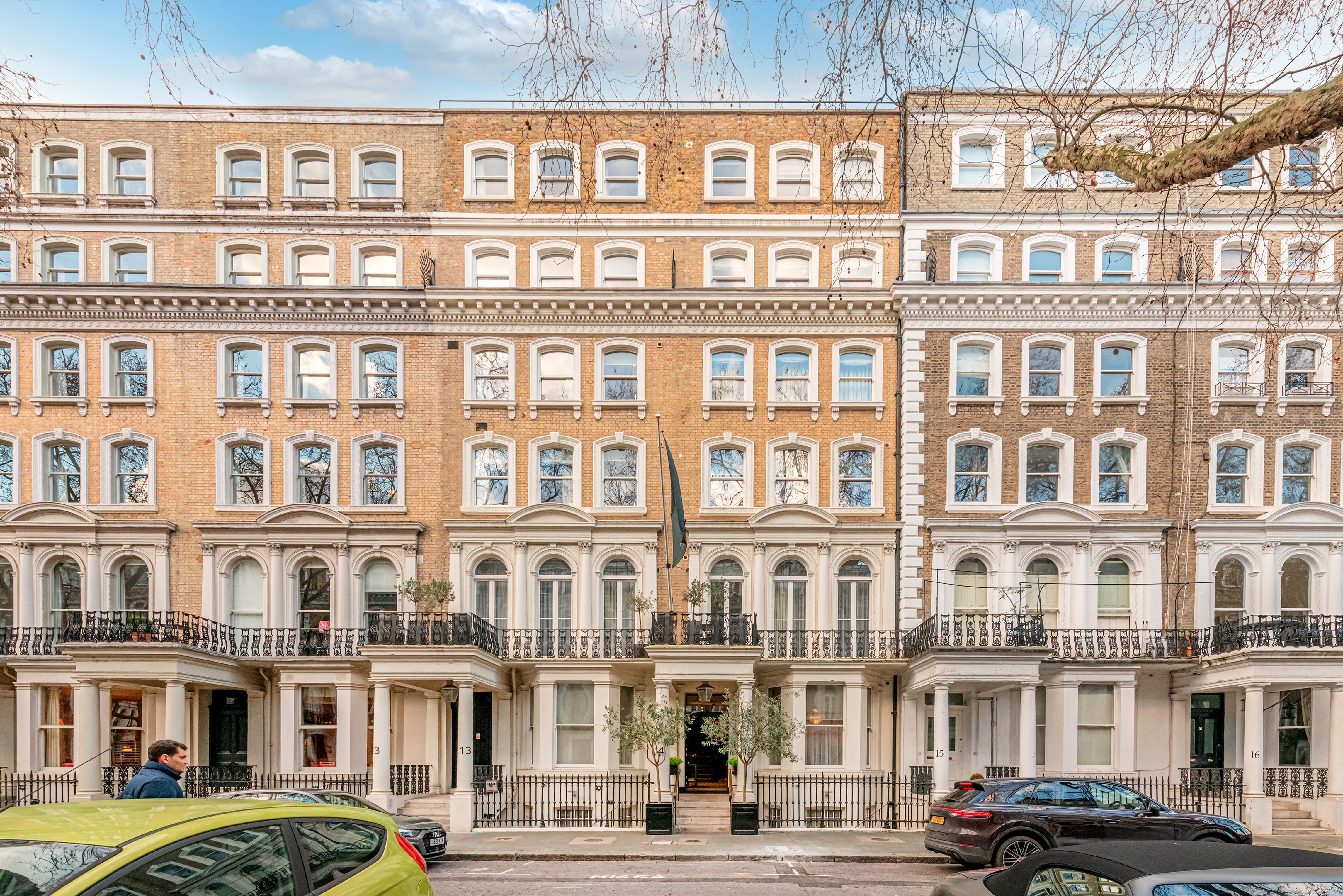 Claverley Court Apartments Knightsbridge Лондон Екстер'єр фото